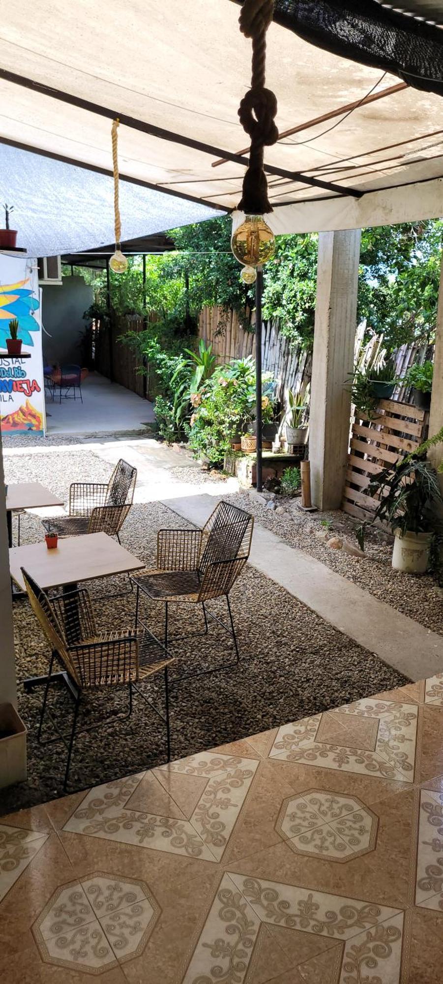 Hostal Villa Del Rio Las Brisas Villavieja Exterior photo